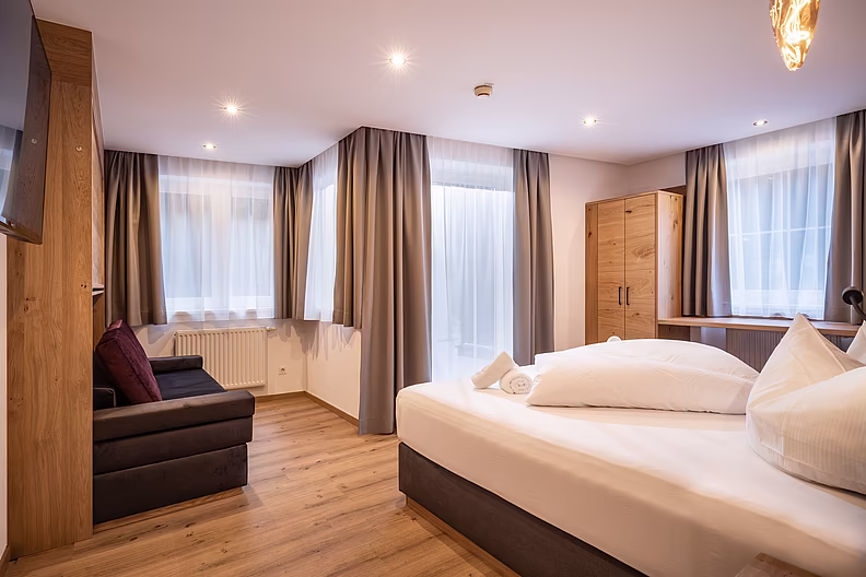 Apart LAURA Appartement STEINBOCK Schlafzimmer 1